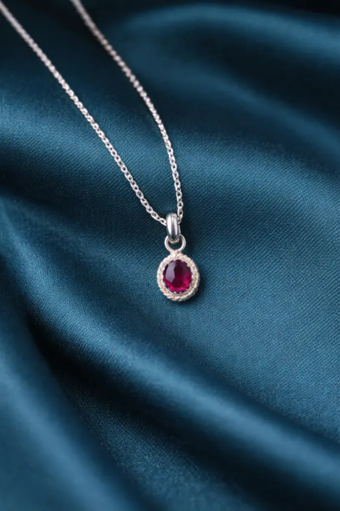 Ruby Seal 2.0 (Silver Embedded)